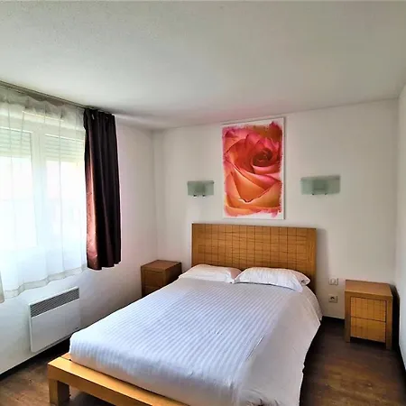 Hotell Comfort Portes D'alsace 3*