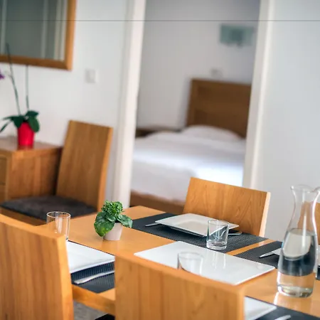 Hotell Comfort Portes D'alsace 3*