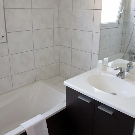 Comfort Portes D'alsace מלון דירות 3*