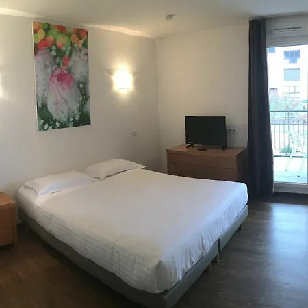 Zenitude Hôtel-résidences Les Portes D'alsace 3* Mutzig